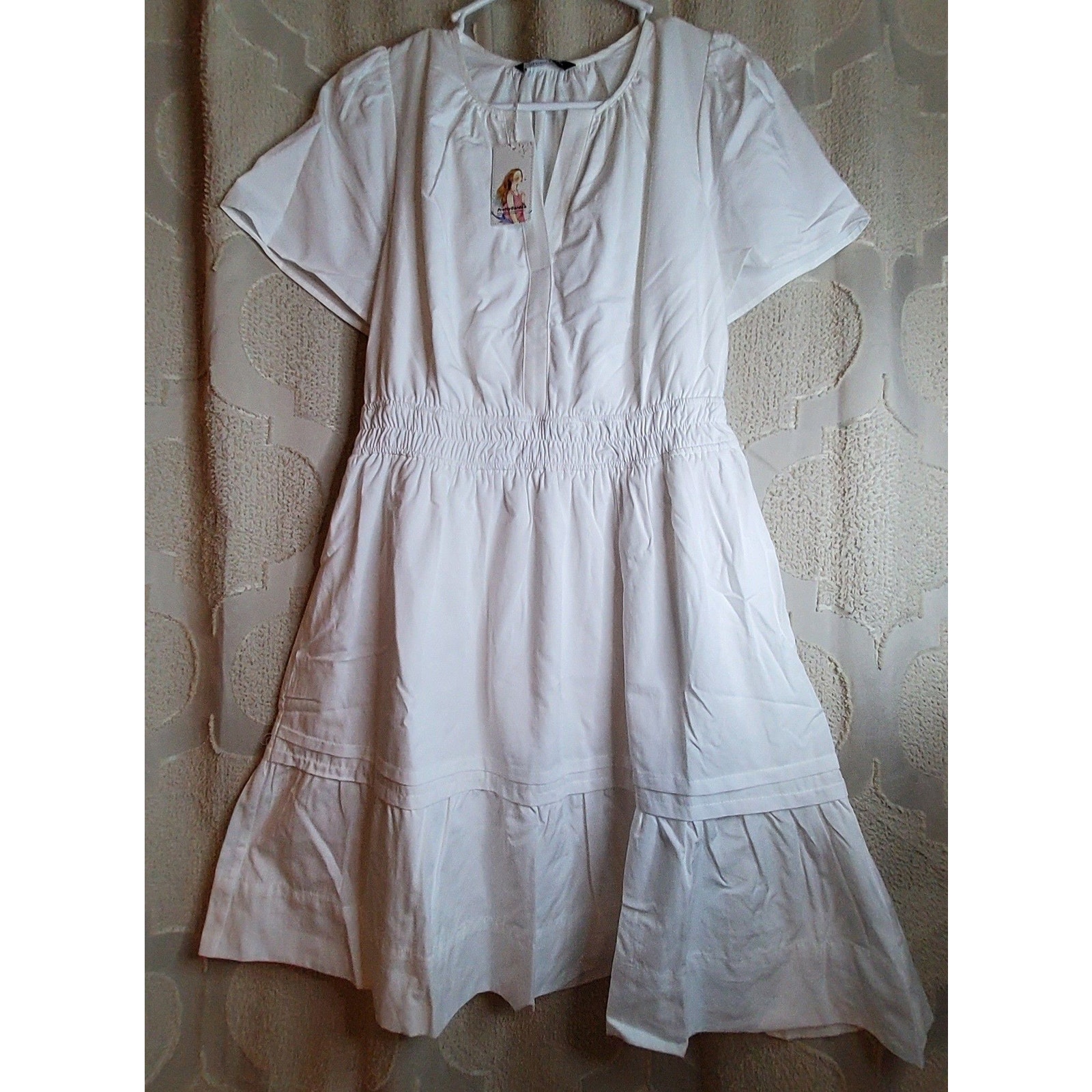 687 Brand New With Tags Pretty Garden Womens Ruched Tiered White Dress Size S